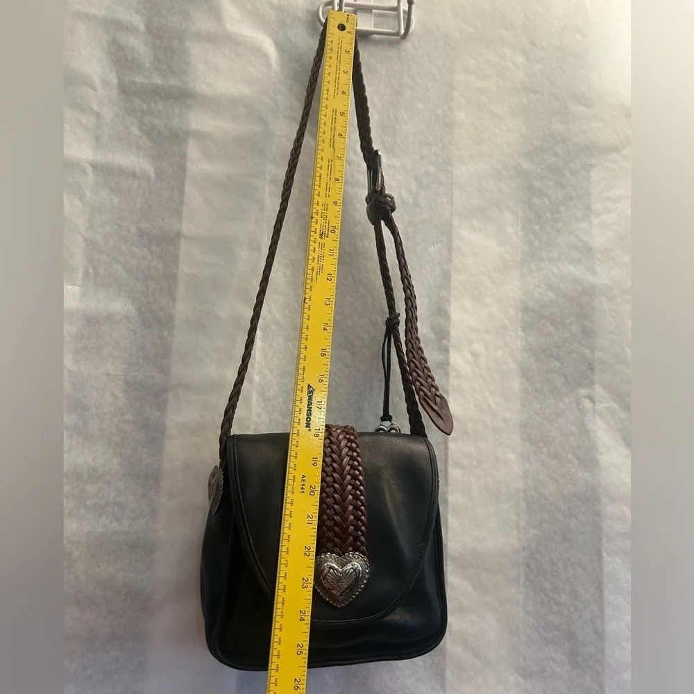 Vintage Brighton Black Smooth Leather Crossbody Purse Bag w/brown woven strap. T